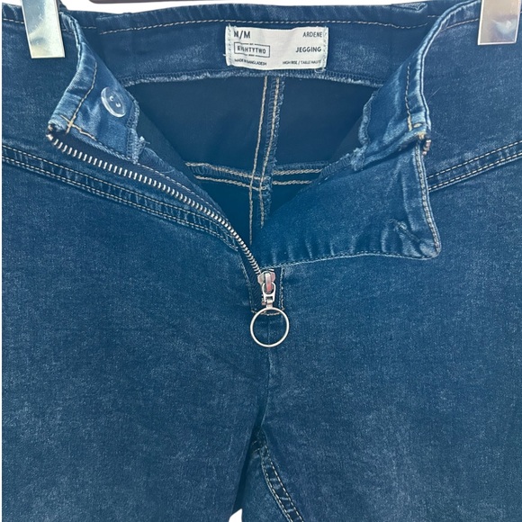 5/25$ ✨ Ardene Jegging - Picture 4 of 5